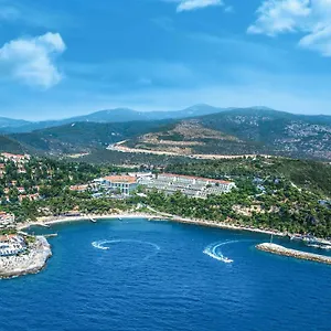 5* 度假村 松树湾旅游度假酒店
