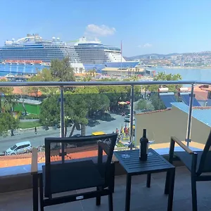Oksa Kuşadası
